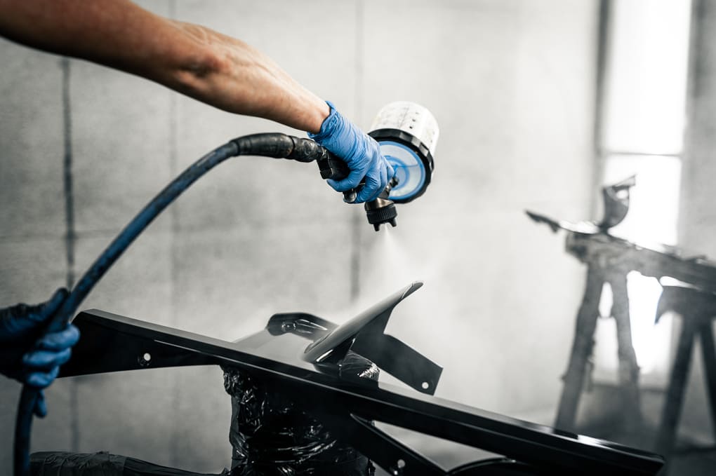 Peinture, sellerie, cartographie : l’importance des pôles spécialisés