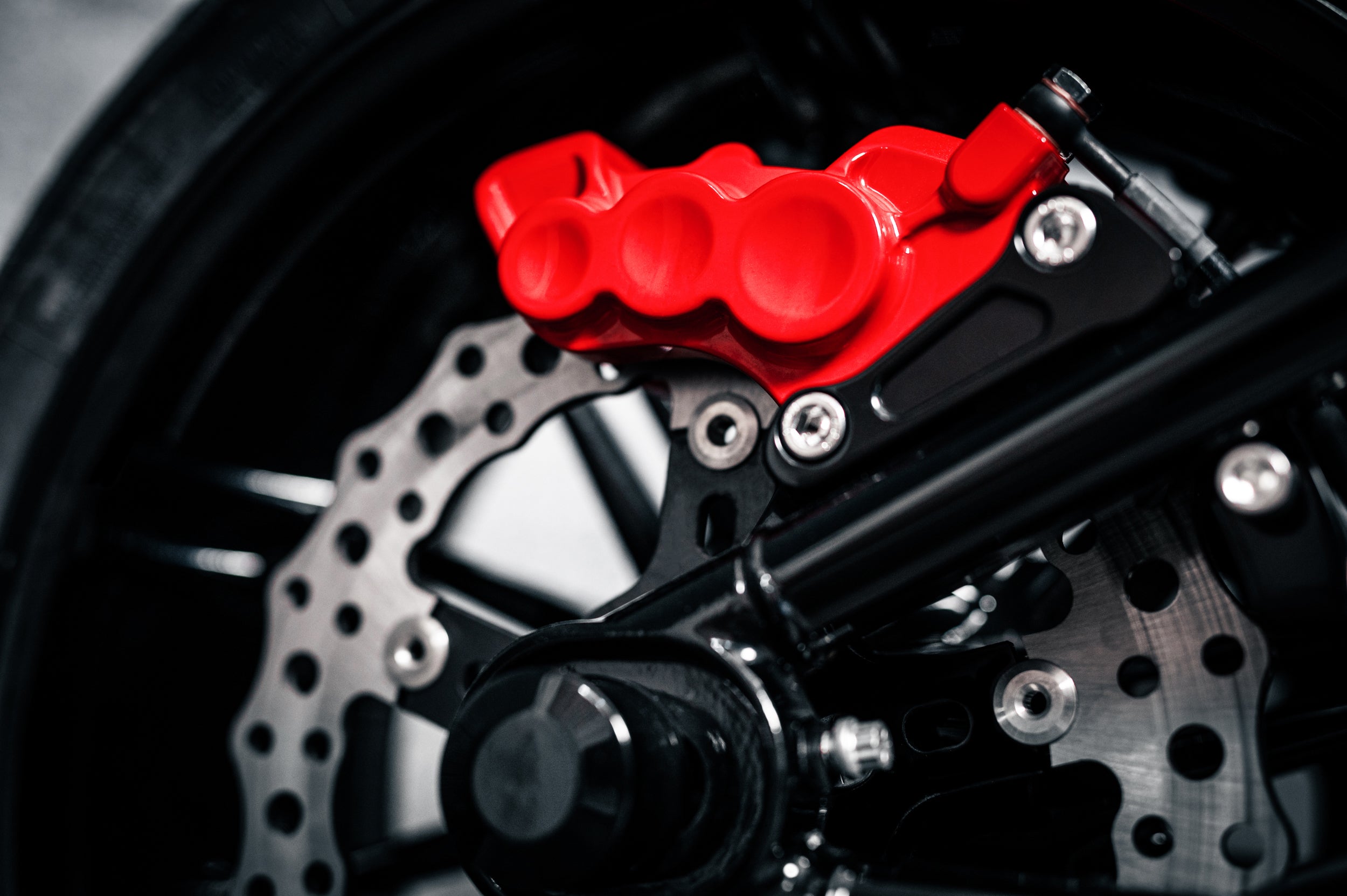 Etrier Arrière Arlen Ness 6  pistons - Noir - Softail M8