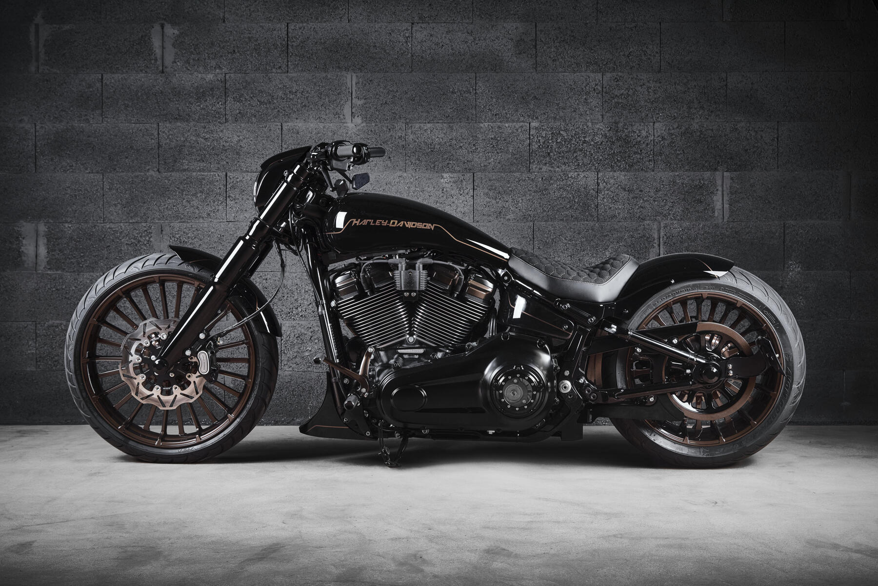 Riser court -Noir - Softail M8