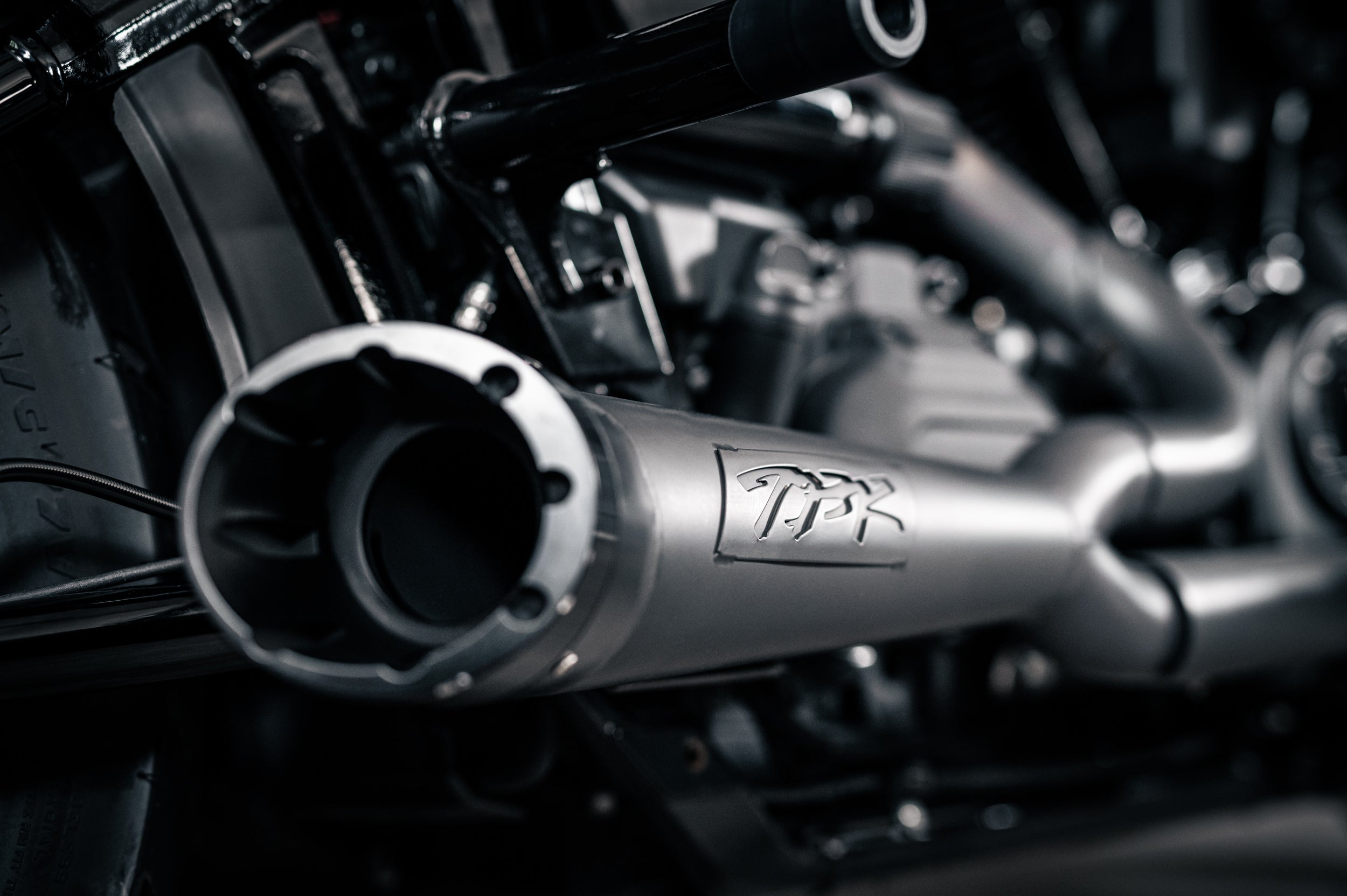 Echappement Two Brothers Racing Shorty 2EN1 - Noir - M8