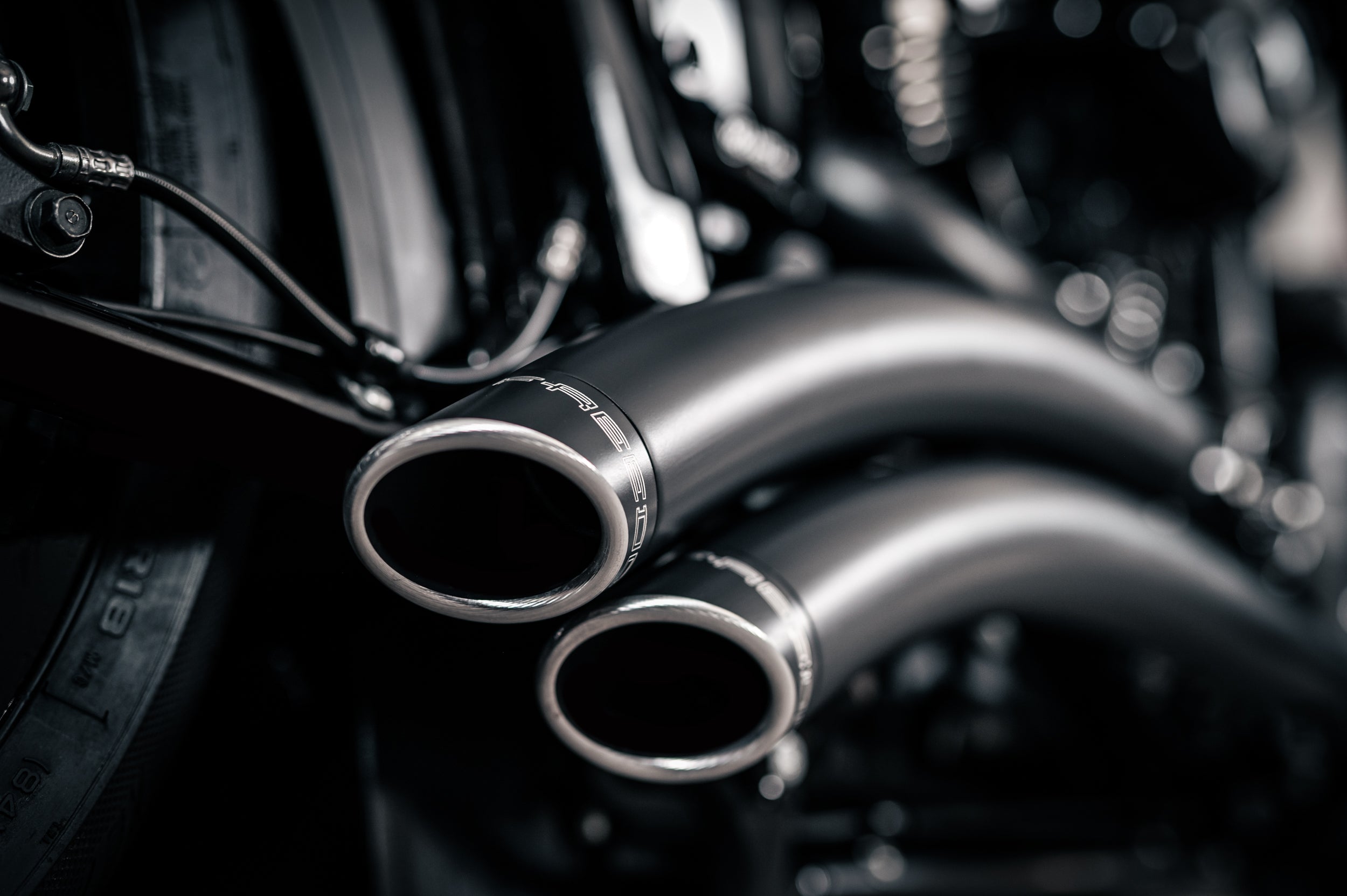 Echappement Freedom Performance Radical Radius - Noir - Softail M8