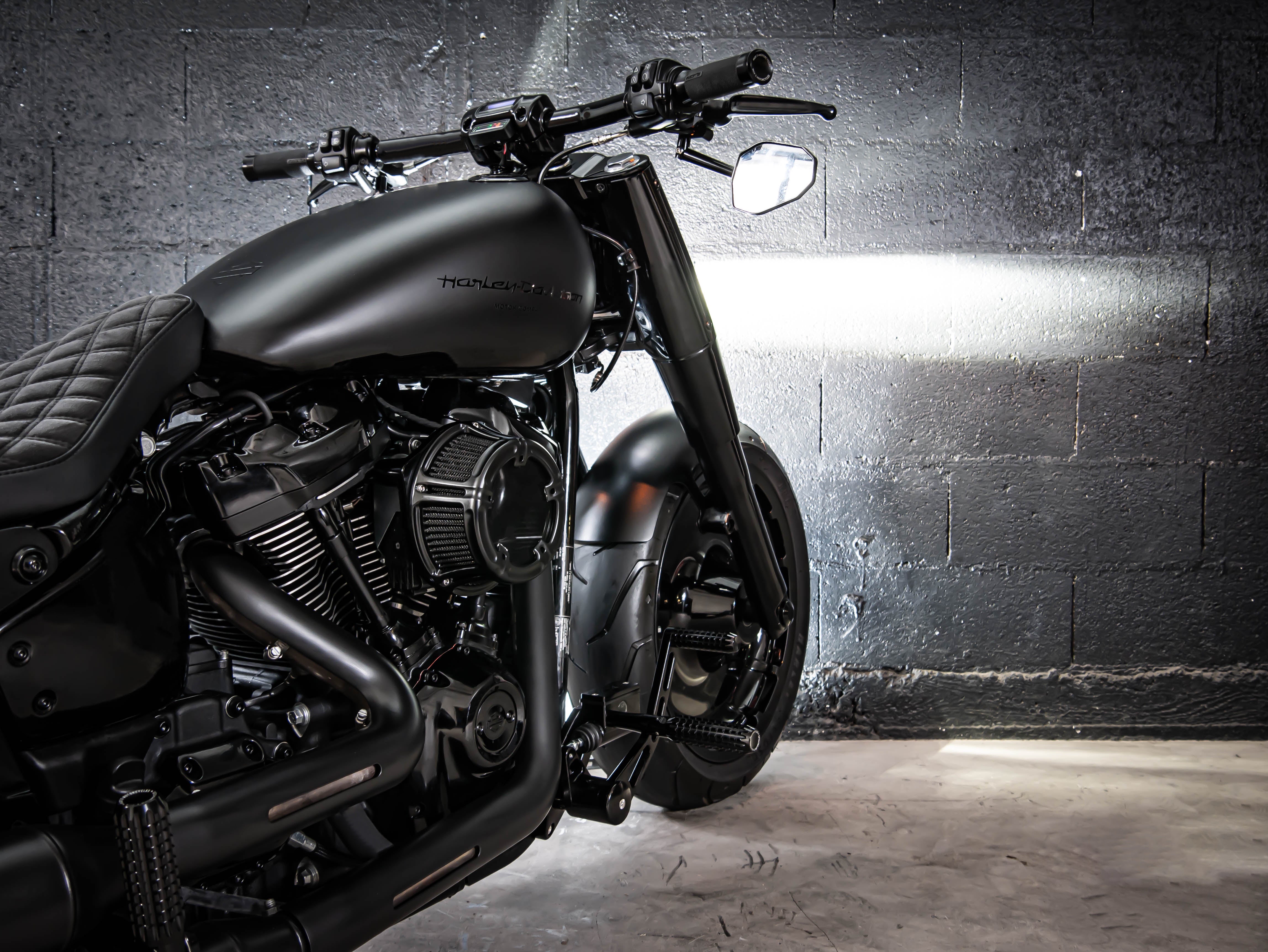 Kit de commande avancer - Noir - Softail M8