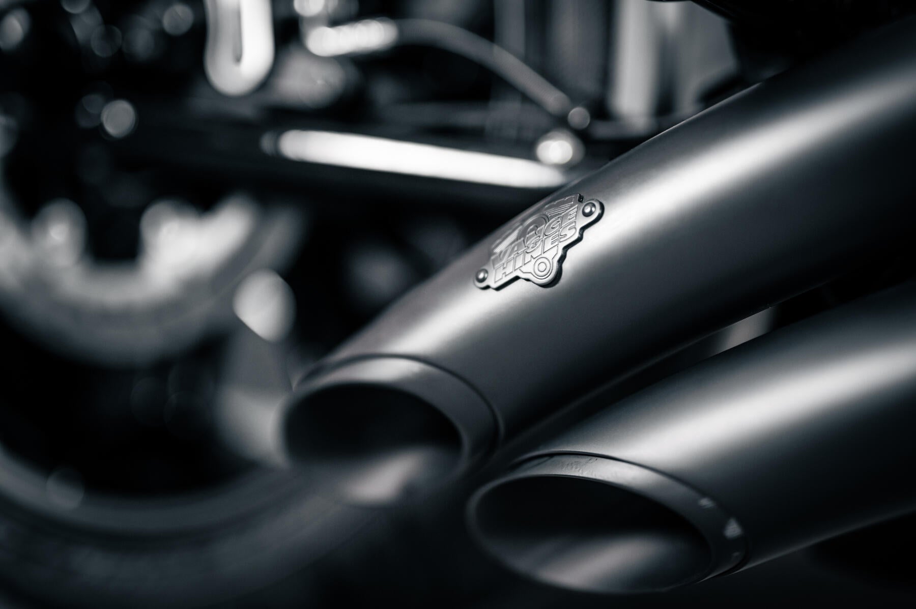 Echappement Vance & Hines Big Radius - Noir - Breakout / Fat Boy M8