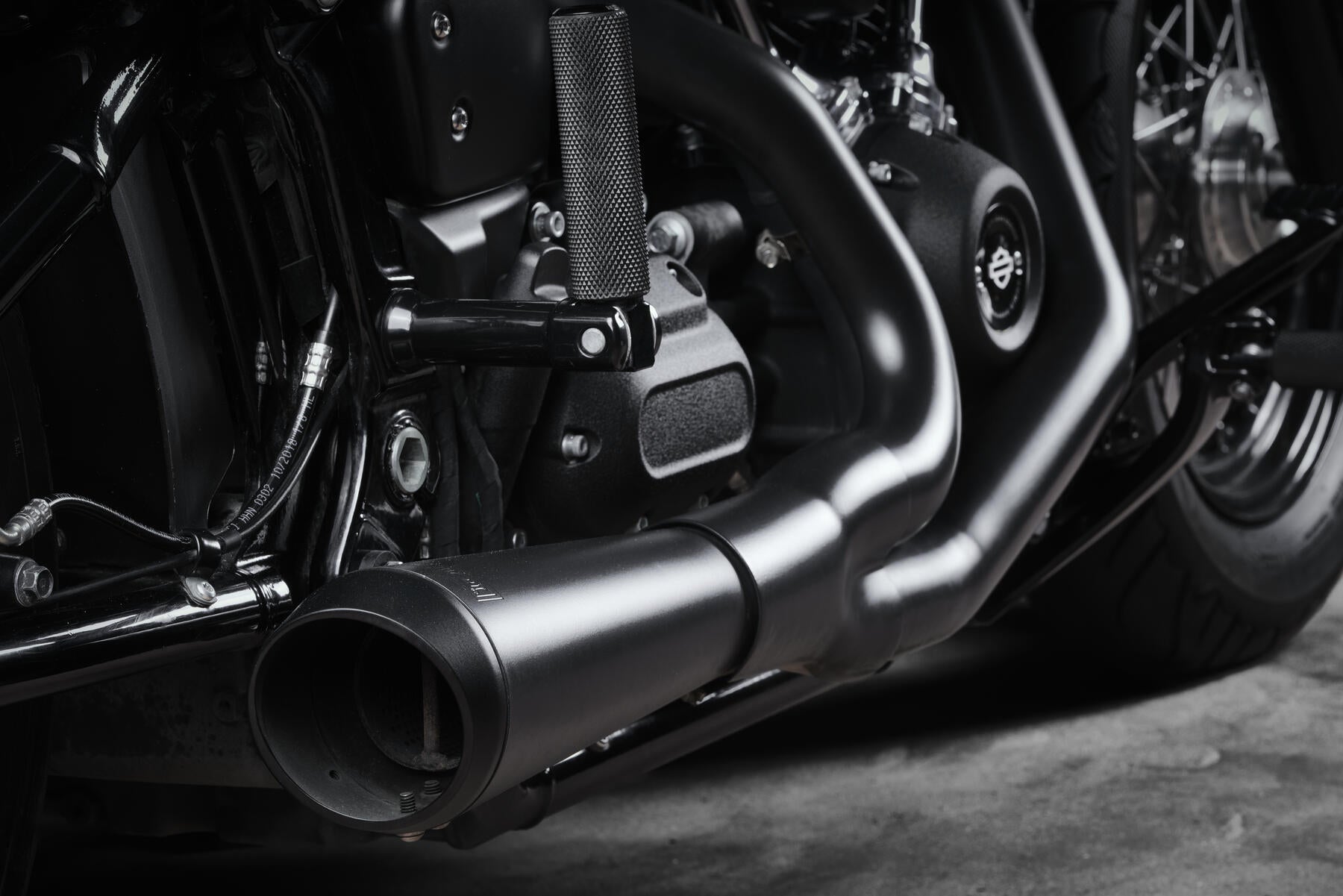 Echappement Bassani Short Road Rage - Noir - Softail M8